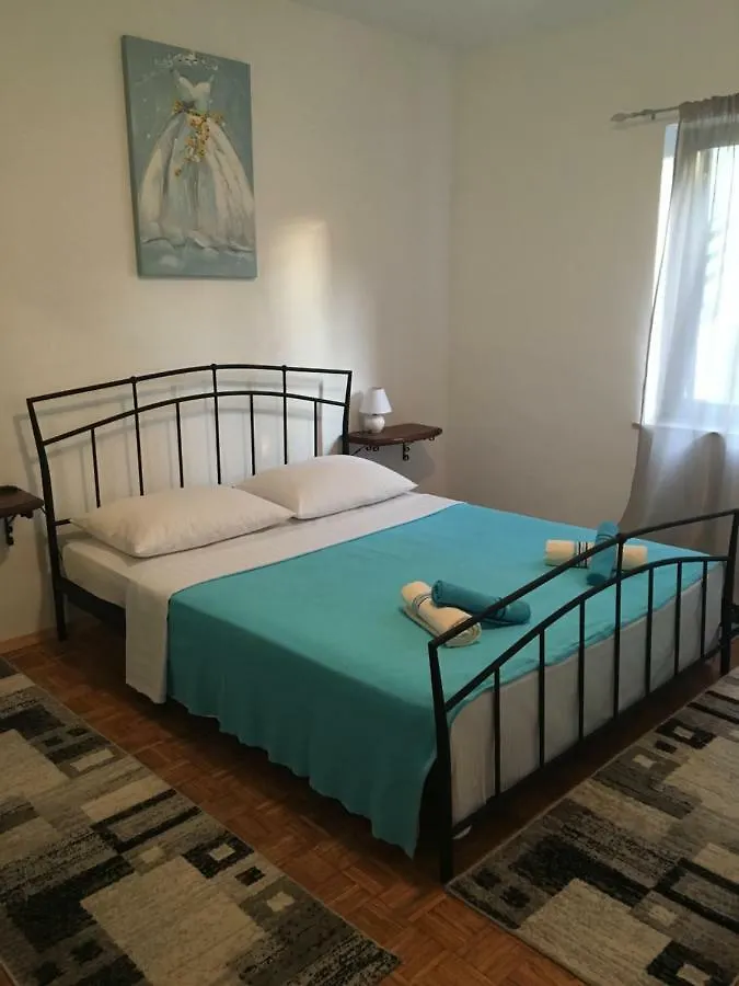 Apartments Eliva ウマグ クロアチア